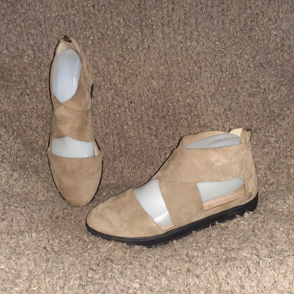 EILEEN FISHER-Light Brown Suede Platform Sandals-Back Zip-Sz 7.5-Near Mint